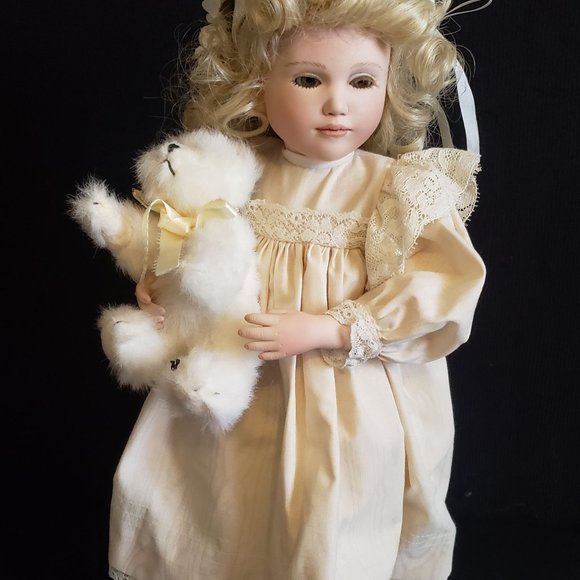 Jan Hagara "Tina"Doll14" Porcelain LNC